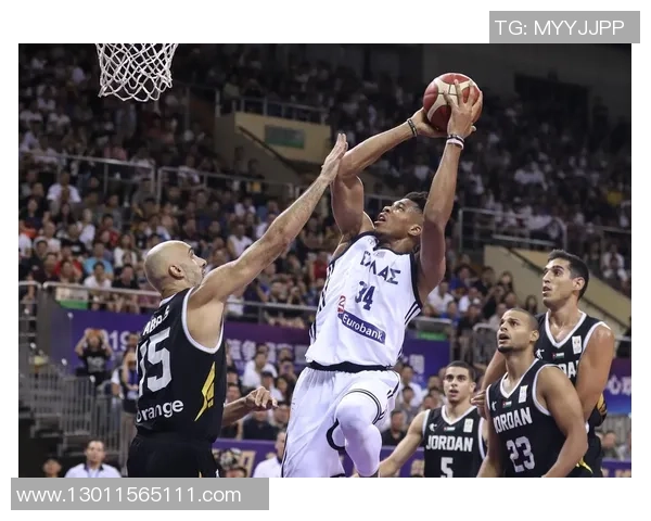 激烈对决篮球赛希腊强势挑战捷克争夺胜利荣耀之战